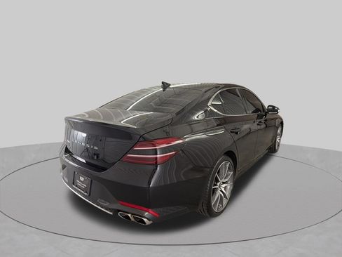 Used 2023 Genesis G70 2.0T RWD image 7