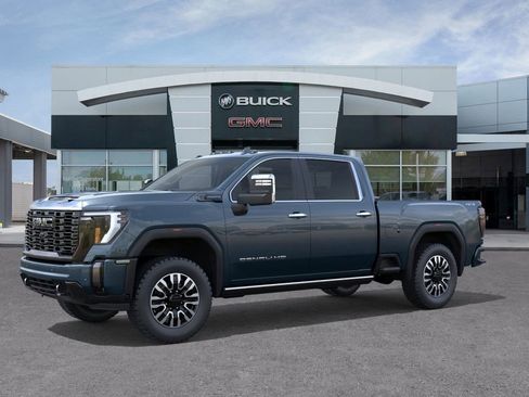 New 2026 GMC Sierra 3500 Denali Ultimate AWD/4WD image 2