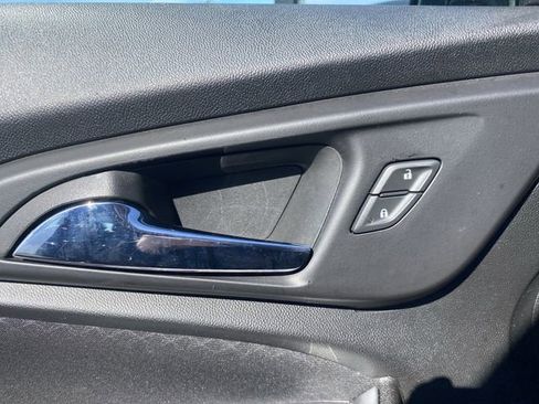 Used 2023 Chevrolet Malibu LT image 30