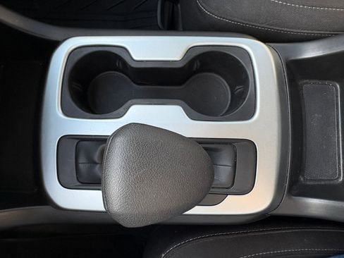 Used 2022 Chevrolet Colorado LT w/ LT Convenience Package image 32