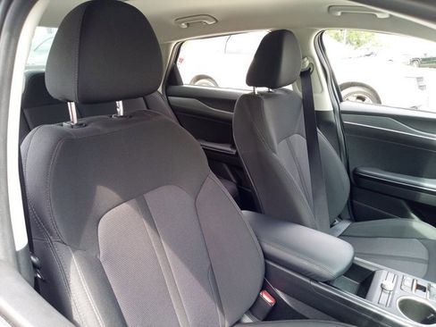 Used 2024 Kia K5 LXS image 15