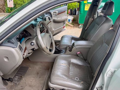 Used 2003 Chevrolet Impala LS w/ Preferred Equipment Group FWD image 13