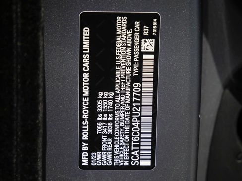 Used 2023 Rolls-Royce Phantom Sedan RWD image 38