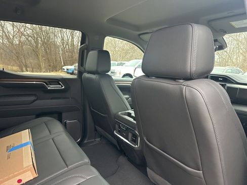 Used 2024 GMC Sierra 1500 Denali w/ Technology Package image 13