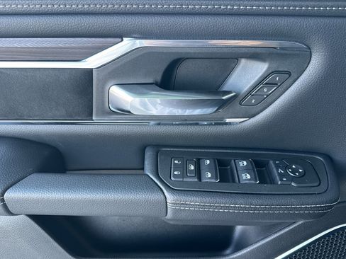 New 2026 RAM 1500 Laramie AWD/4WD image 10