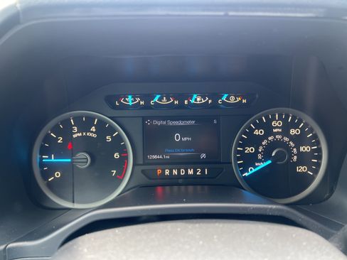 Used 2016 Ford F150 XLT w/ Equipment Group 301A Mid RWD image 14