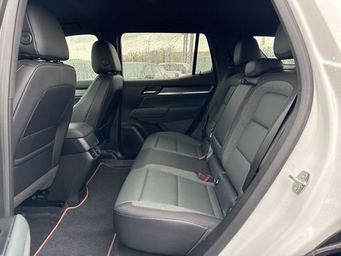 New 2026 GMC Terrain AT4 AWD/4WD image 27