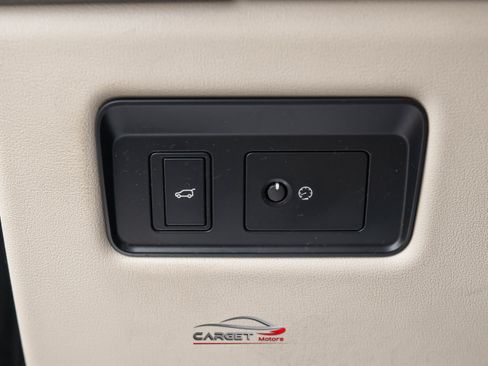 Used 2020 Land Rover Range Rover Long Wheelbase HSE image 40