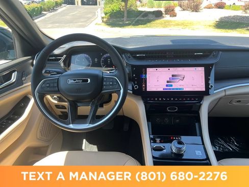 New 2026 Jeep Grand Cherokee Limited AWD/4WD image 12