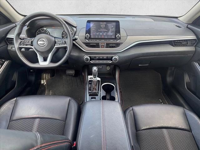 Used 2025 Nissan Altima 2.5 SR AWD/4WD image 19