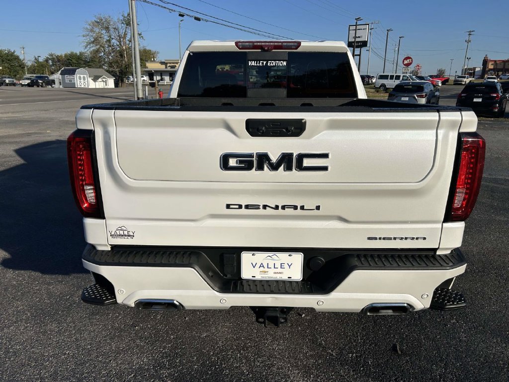 Used 2024 GMC Sierra 1500 Denali Ultimate AWD/4WD image 5