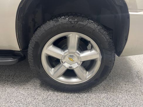 Used 2013 Chevrolet Tahoe LTZ image 10