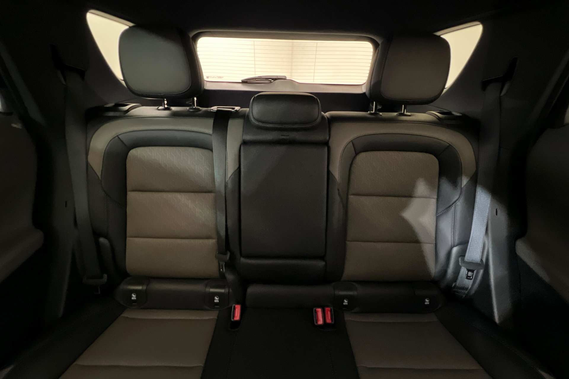 New 2027 Chevrolet Equinox LT w/ Convenience Package II AWD/4WD image 27