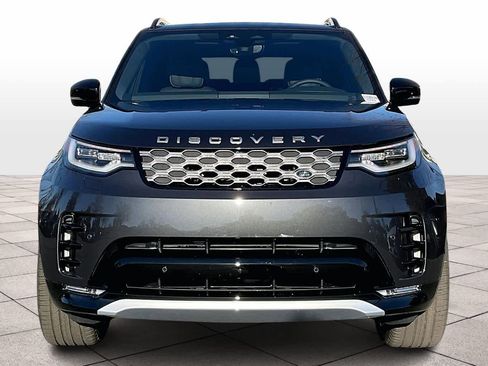 New 2026 Land Rover Discovery Limited Edition image 5