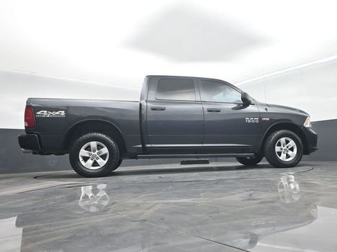 Used 2018 RAM 1500 Express AWD/4WD image 51