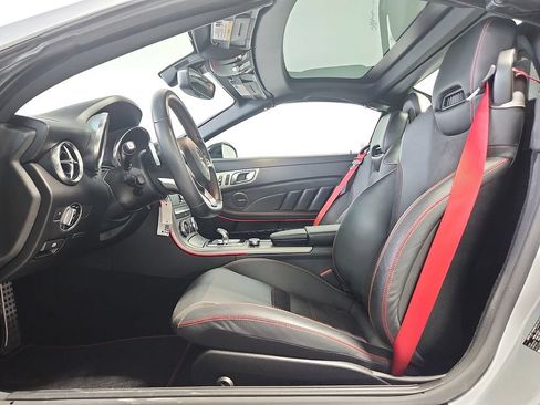 Used 2017 Mercedes-Benz SLC 43 AMG image 5
