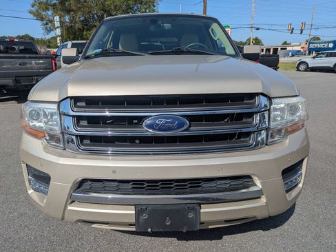 Used 2017 Ford Expedition Limited RWD image 9