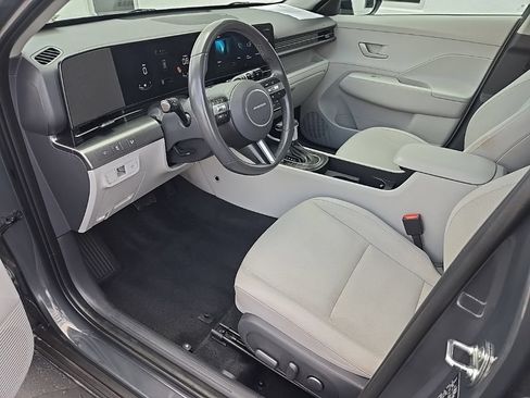 Used 2024 Hyundai Kona SEL AWD/4WD image 14