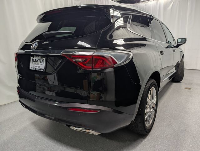 Certified 2023 Buick Enclave Essence w/ Experience Buick Package AWD/4WD image 3