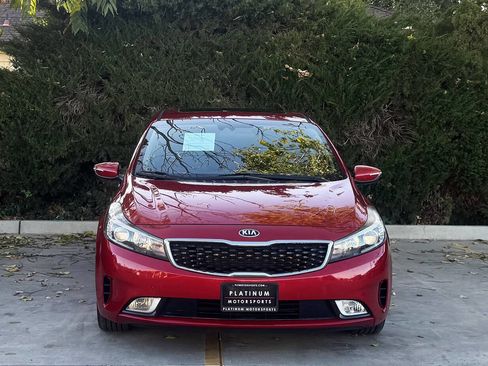 Used 2018 Kia Forte S w/ S Technology Plus Package image 2
