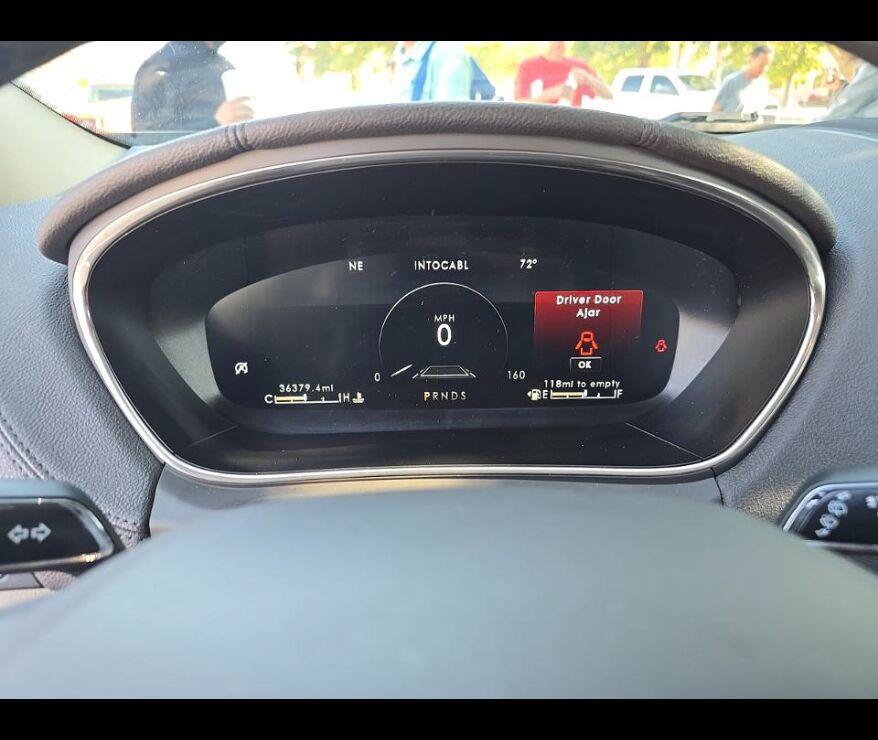 Used 2019 Lincoln Nautilus Reserve FWD image 5