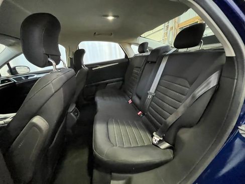 Used 2013 Ford Fusion SE FWD image 21