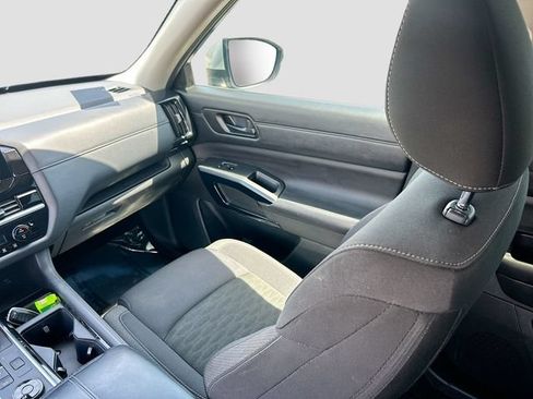 Used 2025 Nissan Pathfinder SV AWD/4WD image 5