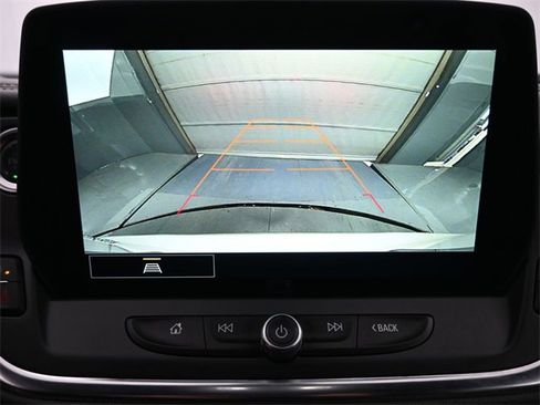 Used 2025 Chevrolet Blazer LT image 6