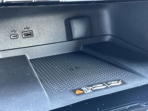 New 2026 Chevrolet Traverse LT w/ LPO, Floor Liner Package image 25