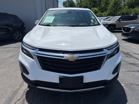 Used 2022 Chevrolet Equinox LT FWD image 2