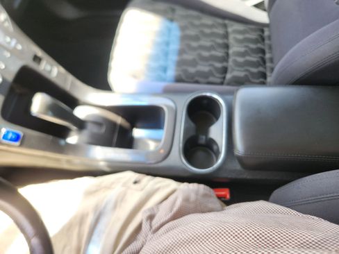 Used 2014 Chevrolet Volt w/ Enhanced Safety Package 1 FWD image 45