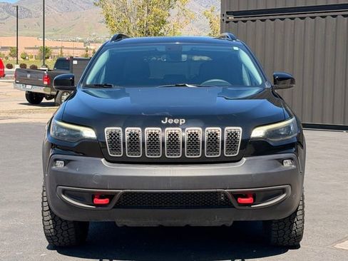 Used 2022 Jeep Cherokee Trailhawk w/ Sun & Sound Group AWD/4WD image 2