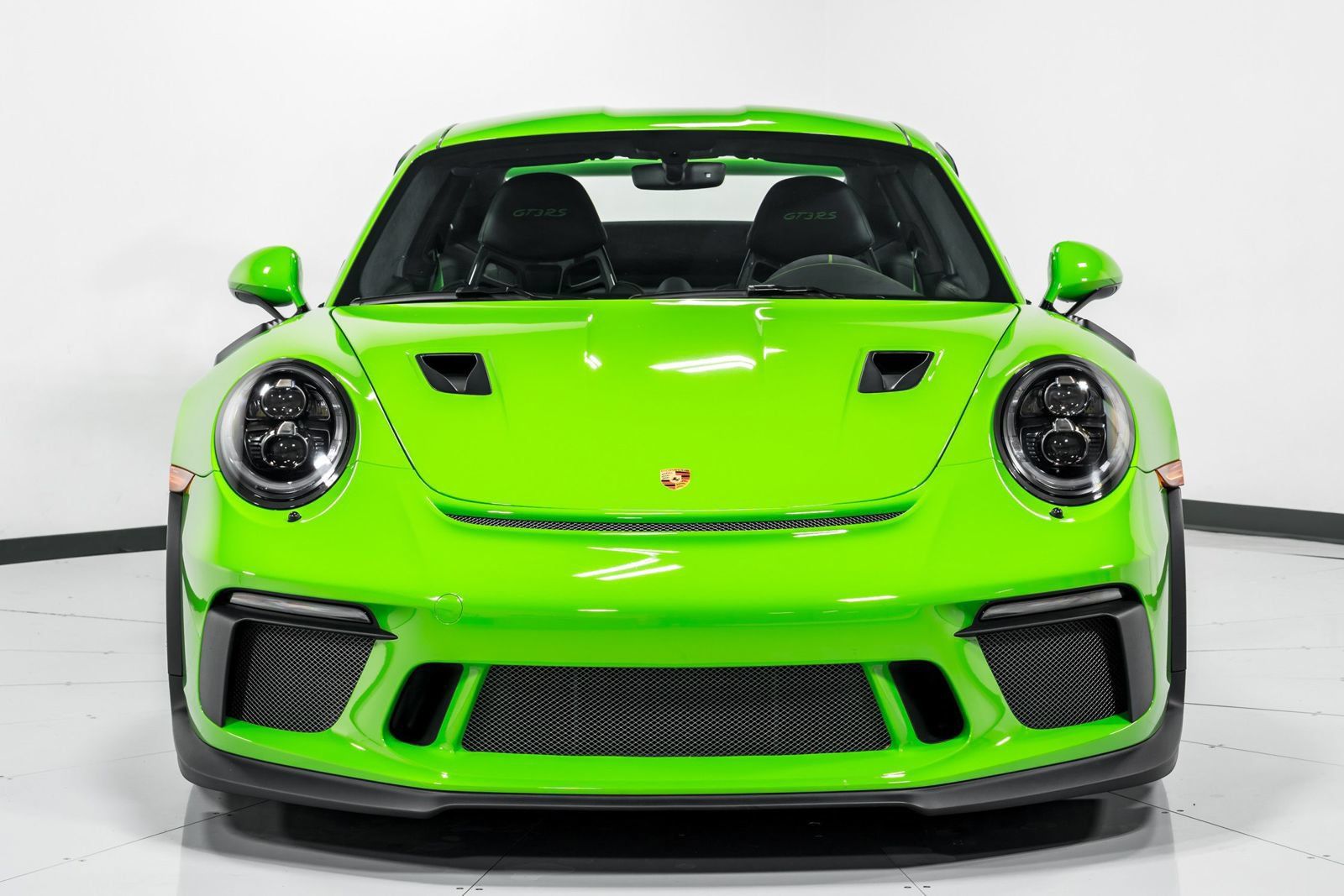 Used 2019 Porsche 911 GT3 RS RWD image 8