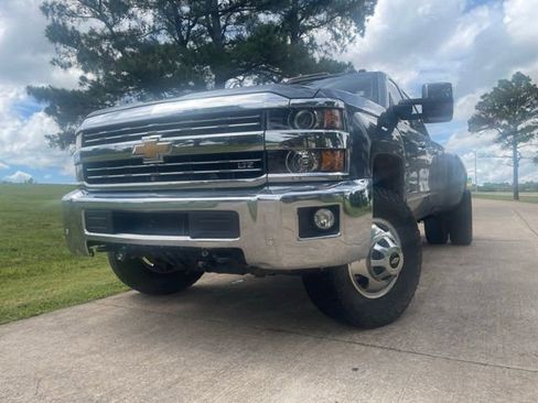 Used 2016 Chevrolet Silverado 3500 LTZ w/ Duramax Plus Package AWD/4WD image 2