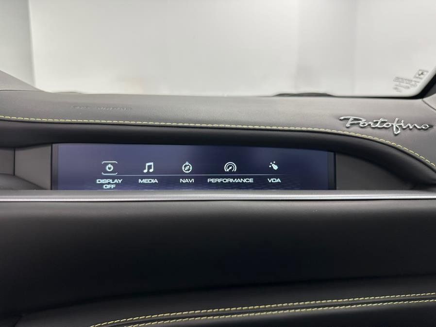 Used 2019 Ferrari Portofino RWD image 88