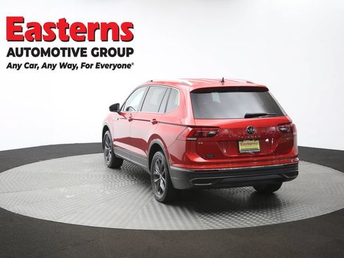 Used 2023 Volkswagen Tiguan SE AWD/4WD image 63