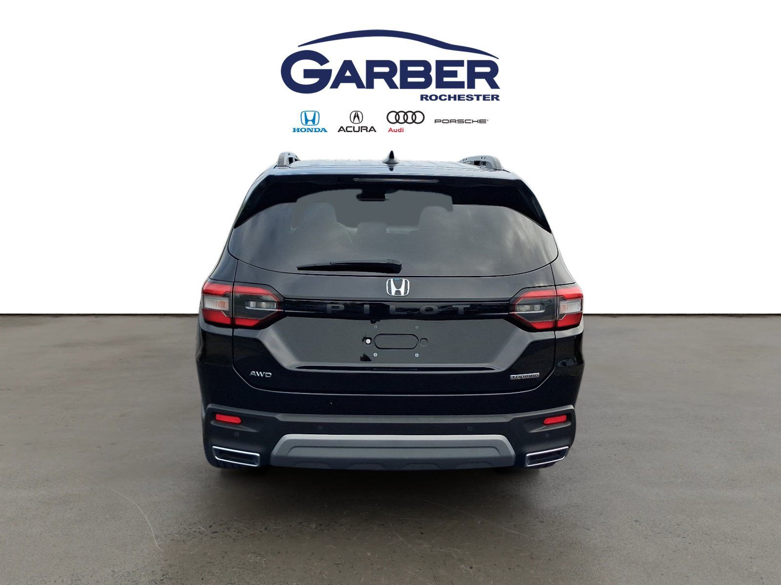 Used 2024 Honda Pilot Touring image 11