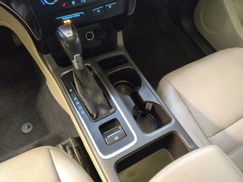 Used 2017 Ford Escape Titanium FWD image 26