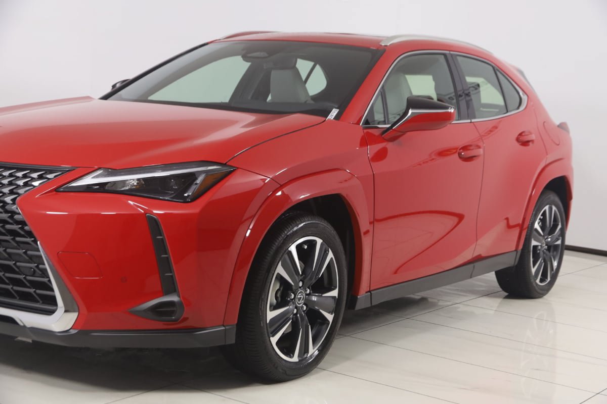 Used 2025 Lexus UX 300h FWD w/ Accessory Package (Z1) image 43