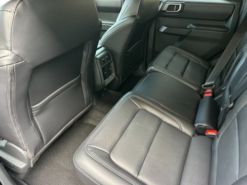 New 2026 Ford Bronco Outer Banks w/ Sasquatch Package image 12