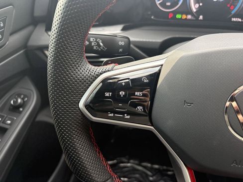 Certified 2024 Volkswagen GTI SE FWD image 17