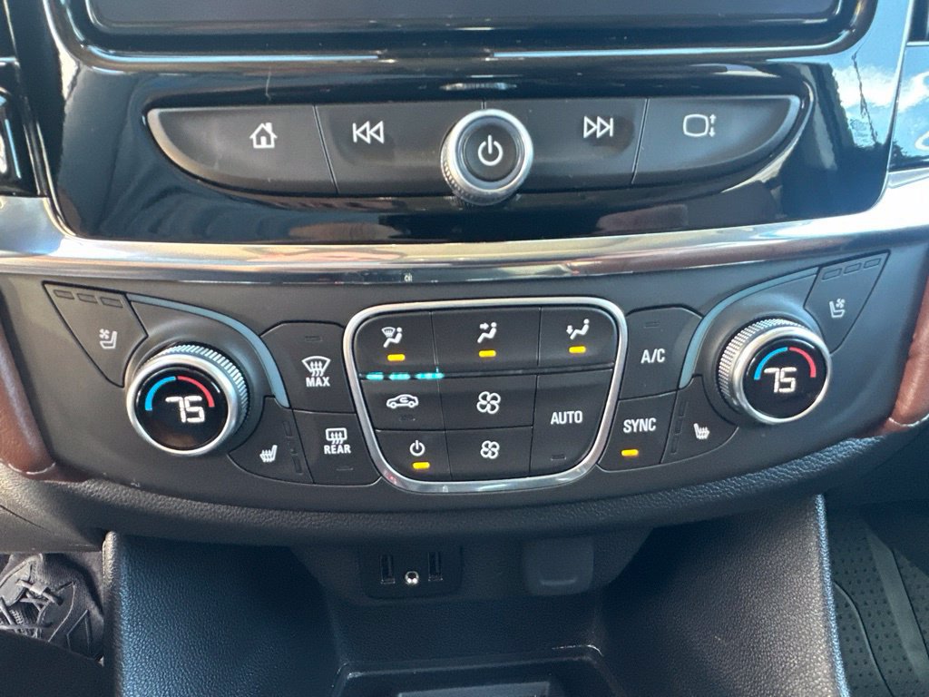 Used 2019 Chevrolet Traverse High Country w/ LPO, Floor Liner Package AWD/4WD image 24