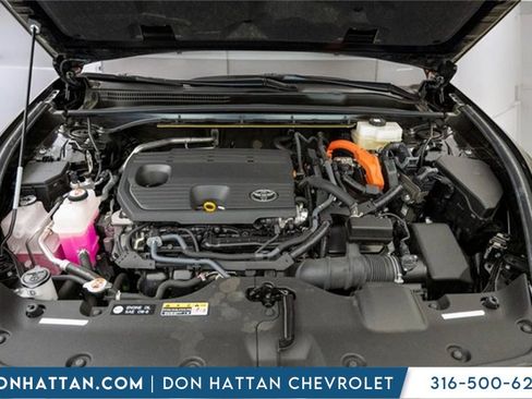 Used 2024 Toyota Crown XLE image 40