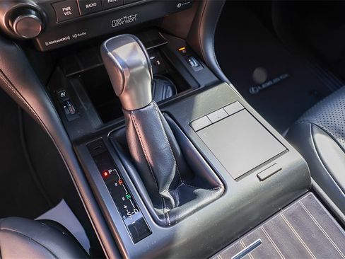 Used 2023 Lexus GX 460 Luxury image 17