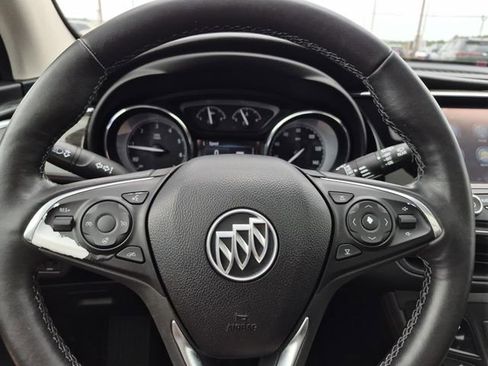 Used 2019 Buick Envision Essence FWD image 33
