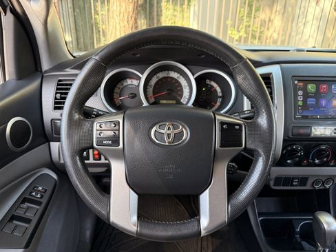 Used 2013 Toyota Tacoma PreRunner w/ SR5 Pkg RWD image 22
