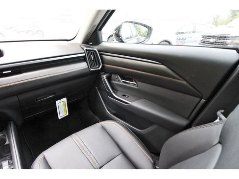 Used 2025 MAZDA CX-50 2.5 Hybrid w/ Premium Plus Pkg image 9