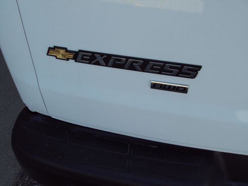 Used 2014 Chevrolet Express 1500 LS AWD/4WD image 31