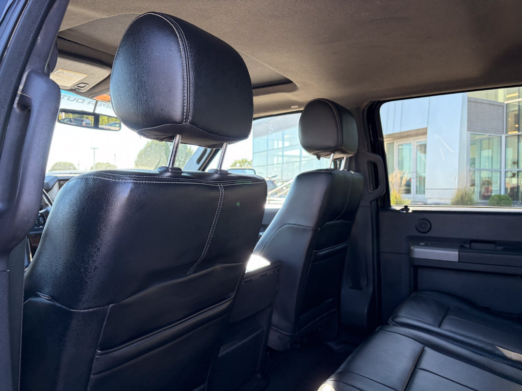 Used 2016 Ford F250 Lariat w/ Lariat Ultimate Package AWD/4WD image 14