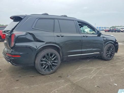 Used 2020 Cadillac XT6 Sport w/ Platinum Package AWD/4WD image 3
